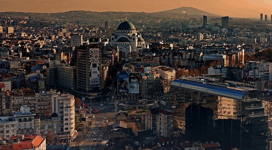 1280px-Panorama_Belgrad